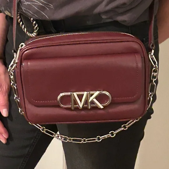 Michael Kors Leather Parker Crossbody Bag - Picture 8 of 11